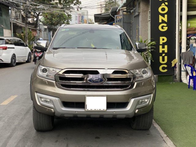 Bán Ford Everest sản xuất 2016, nhập khẩu còn mới, 929 triệu0