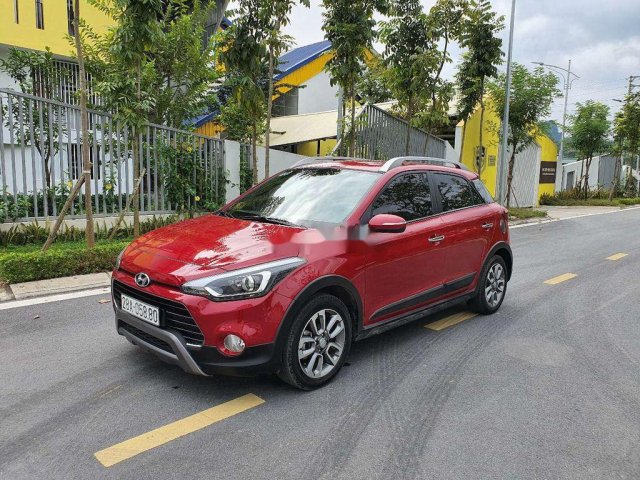 Cần bán Hyundai i20 Active sản xuất năm 2018, xe nhập