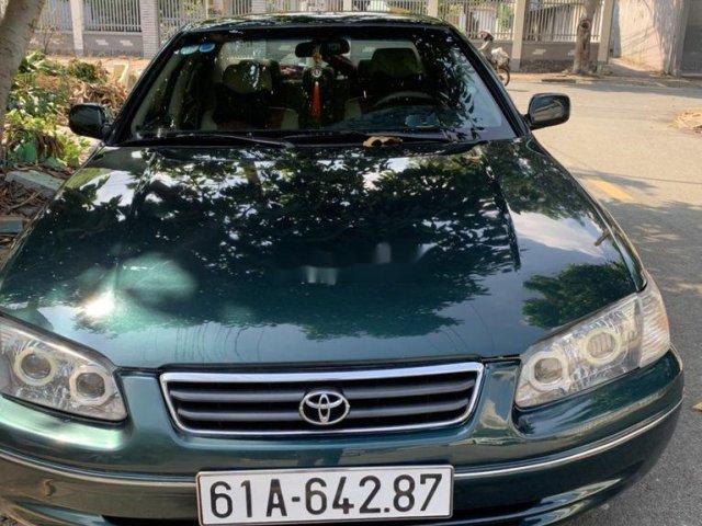 Cần bán Toyota Camry năm sản xuất 2001 còn mới