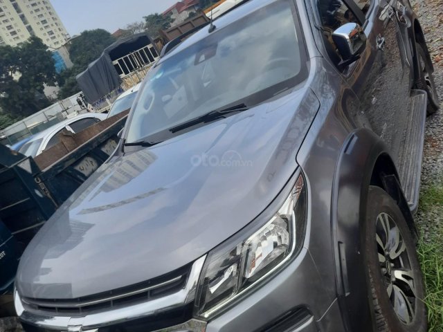 Ngân hàng phát mại tài sản xe ô tô Chevrolet Colorado LTZ