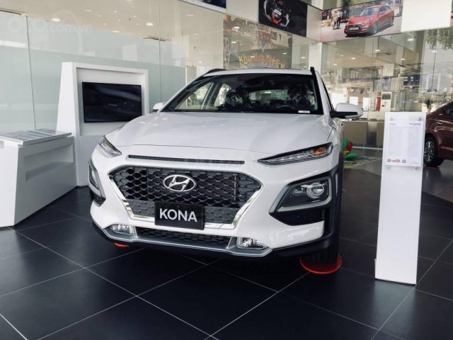 Hyundai Kona ưu đãi 28 triệu tiền mặt, full phụ kiện, chạy 50% thuế trước bạ, đủ màu giao ngay0