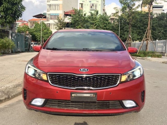 Cần bán Kia Cerato sản xuất năm 2017 còn mới0