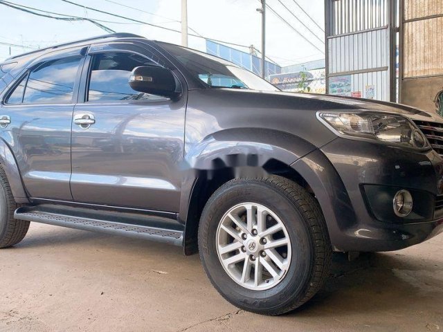 Xe Toyota Fortuner sản xuất năm 2013, nhập khẩu còn mới, giá tốt0