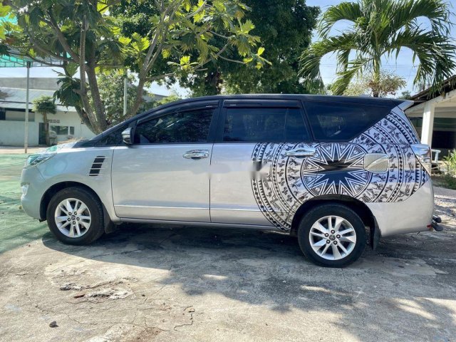 Cần bán lại xe Toyota Innova năm sản xuất 2016 còn mới0