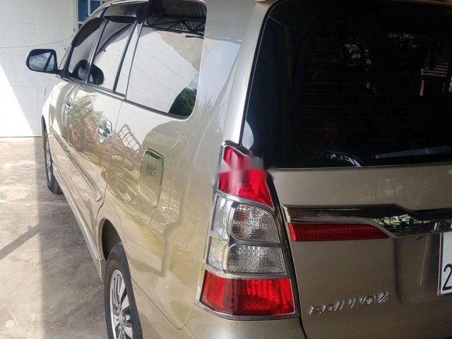 Cần bán xe Toyota Innova năm sản xuất 2016 còn mới