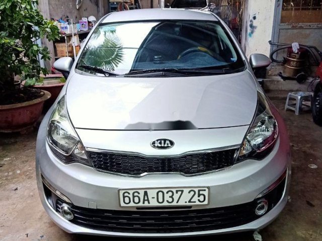 Bán xe Kia Rio năm sản xuất 2016 còn mới, giá chỉ 310 triệu0