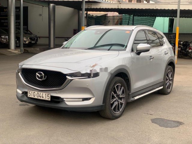 Cần bán Mazda CX 5 năm 2018 còn mới, giá chỉ 856 triệu0