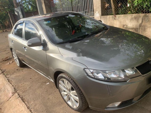 Bán xe Kia Cerato năm sản xuất 2009 còn mới, giá 275tr0