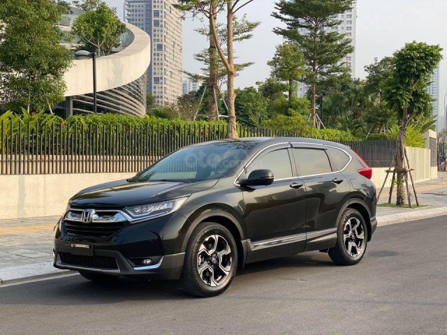 Chính chủ cần bán nhanh chiếc Honda CRV sản xuất năm 2018, giao nhanh