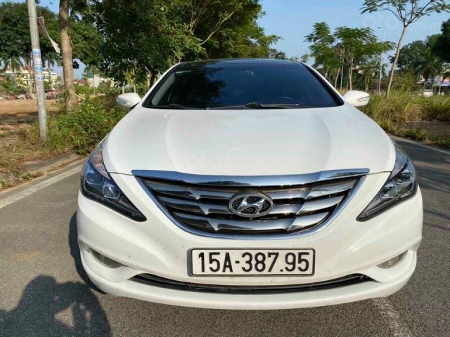 Bán gấp với giá ưu đãi nhất chiếc Hyundai Sonata sản xuất 2010 xe còn mới0