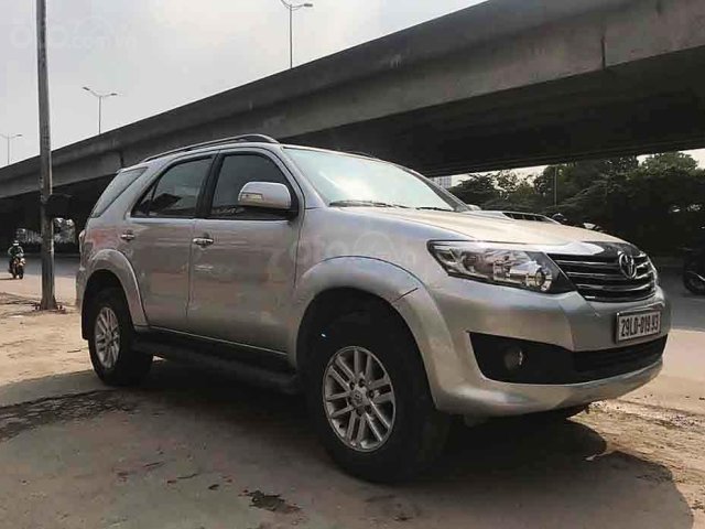 Bán xe Toyota Fortuner sản xuất năm 2013, màu bạc, 610 triệu