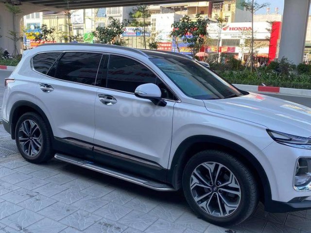 Cần bán nhanh với giá ưu đãi chiếc Hyundai Santa Fe sản xuất năm 2020