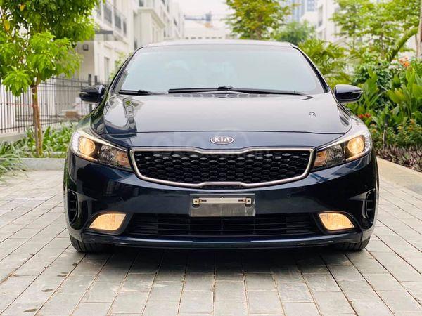 Bán Kia Cerato 2018 1.6, màu xanh0