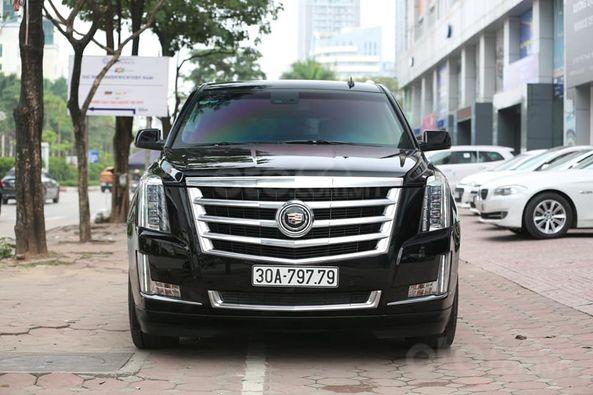 Bán xe Cadillac Escalade Premium model 2015, màu đen