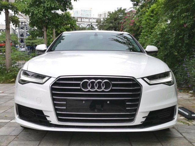 Xe Audi A8 đời 2016, màu trắng, nhập khẩu