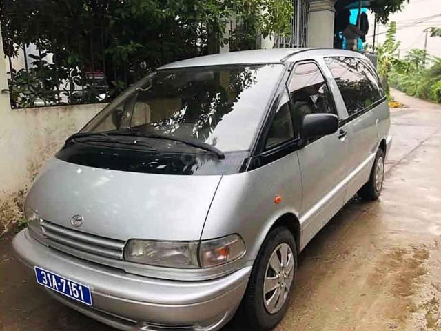 Bán Toyota Previa đời 2000, màu bạc, nhập khẩu, giá chỉ 192 triệu