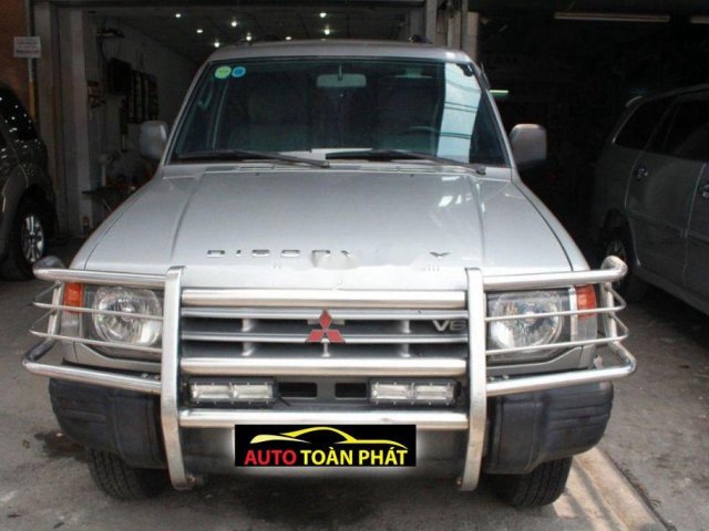 Cần bán xe Mitsubishi Pajero năm 2004, màu bạc, nhập khẩu, giá chỉ 180 triệu