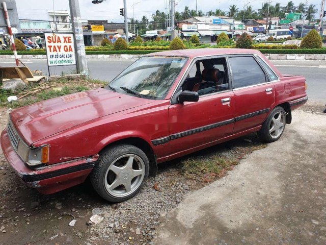 Bán Toyota Camry năm 1985, màu đỏ, xe nhập giá cạnh tranh0