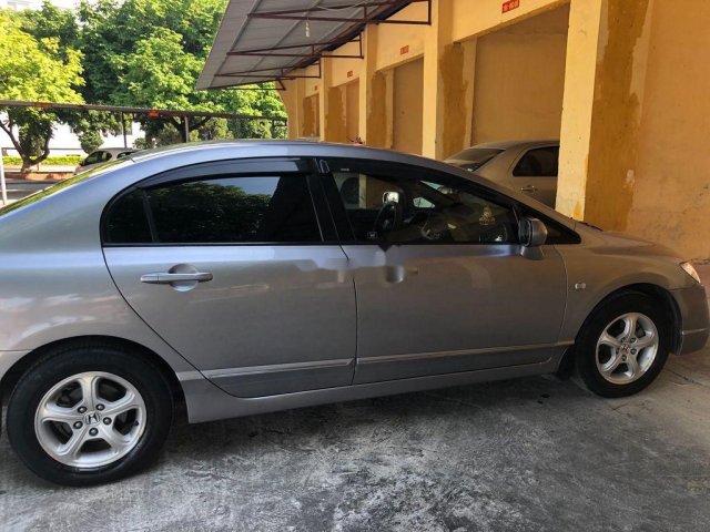 Cần bán Honda Civic năm 2008, màu xám, 330 triệu0