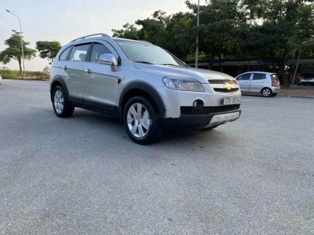 Cần bán Chevrolet Captiva sản xuất năm 2010 còn mới, 355 triệu0