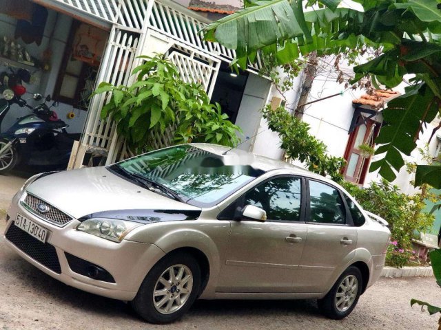 Bán Ford Focus năm 2009 chính chủ, 206 triệu