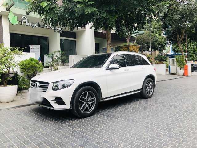 Mercedes-Benz GLC 300, còn bảo hành tại hãng rất mới0