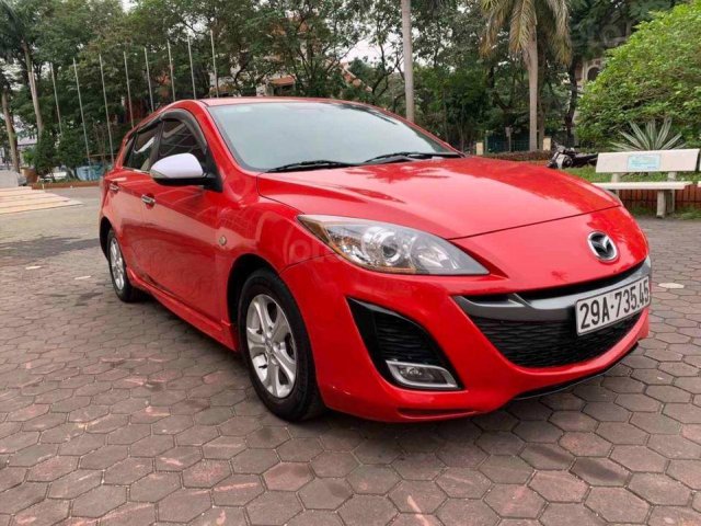 Cần bán xe Mazda 3 Hatchback sản xuất năm 2010, số tự động