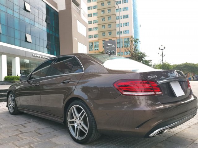 Mercedes-Benz E250 AMG sản xuất 2014, màu nâu0