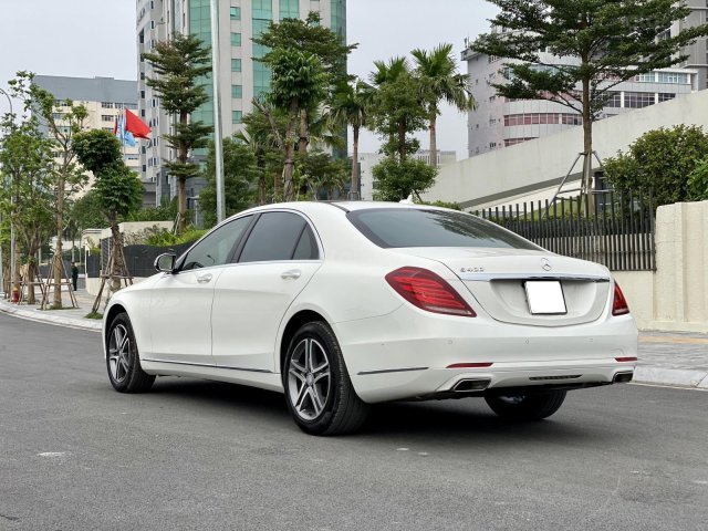 Mercedes-Benz S400 sản xuất 2015, màu trắng