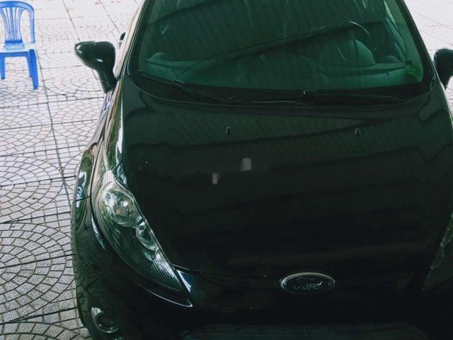 Cần bán xe Ford Fiesta 2011, màu đen xe gia đình0