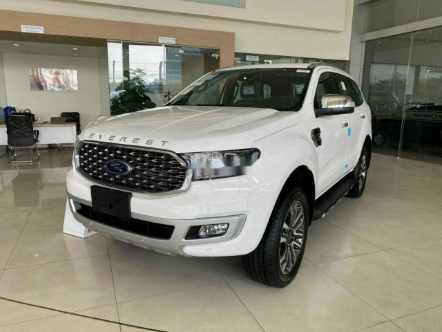 Bán xe Ford Everest đời 2021, màu trắng, nhập khẩu nguyên chiếc