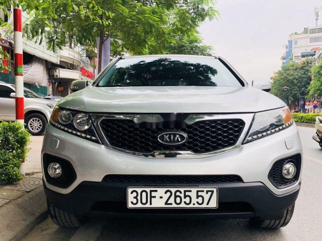 Bán Kia Sorento đời 2013, màu bạc giá cạnh tranh0