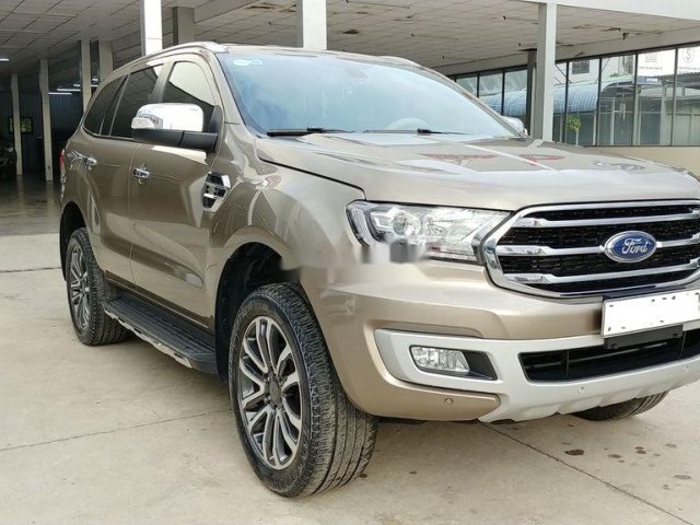 Bán xe Ford Everest năm sản xuất 2018, nhập khẩu còn mới0