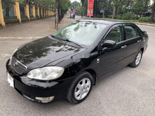 Cần bán xe Toyota Corolla Altis sản xuất năm 2004 còn mới0