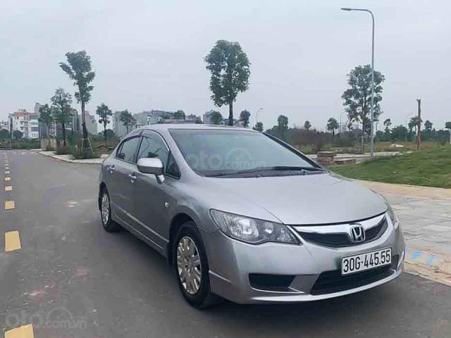 Cần bán Honda Civic 2010, màu xám0