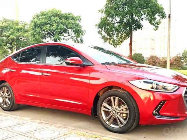 Salon bán Hyundai Elantra 1.6 AT đời 2016, màu đỏ, giá 525tr