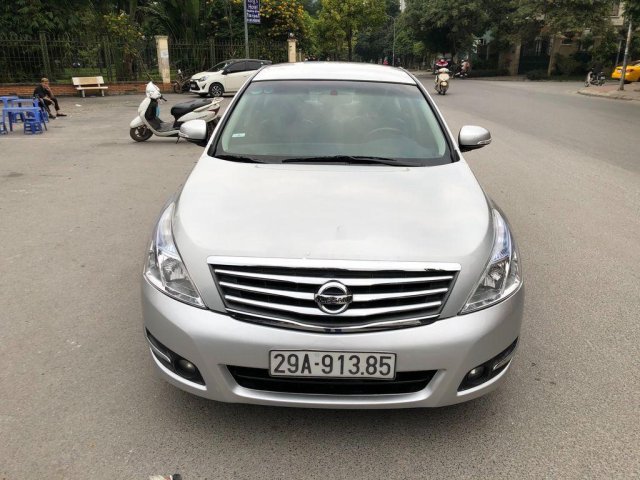 Xe Nissan Teana sản xuất năm 2009, màu bạc, nhập khẩu nguyên chiếc chính chủ, giá 399tr