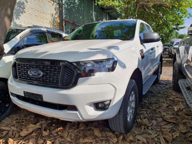 Bán xe Ford Ranger sản xuất 2020, màu trắng, nhập khẩu nguyên chiếc giá cạnh tranh