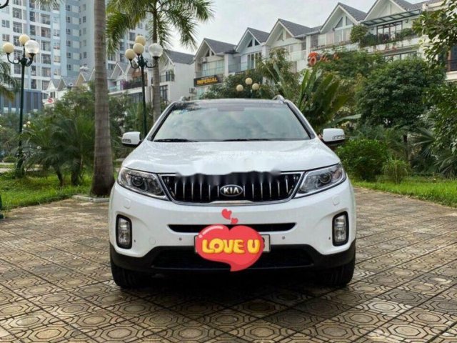 Cần bán xe Kia Sorento sản xuất 2017 còn mới, giá tốt