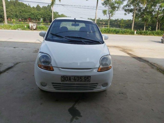 Xe Chevrolet Spark sản xuất 2009, màu trắng số sàn 