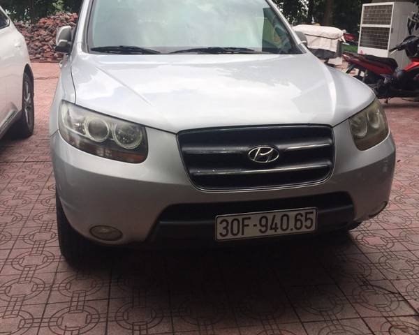 Cần bán xe Hyundai Santa Fe 2008, màu bạc chính chủ0