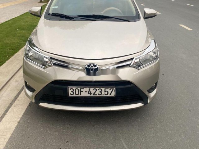 Cần bán xe Toyota Vios năm 2015 còn mới0