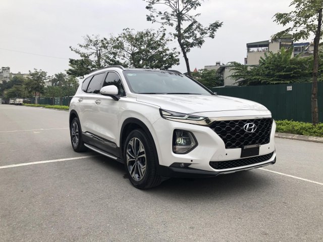 Bán Hyundai Santafe máy dầu 2.2 bản đặc biệt sx 2019, xe mới đẹp biển TP cực chất, chạy 14.000 km siêu lướt