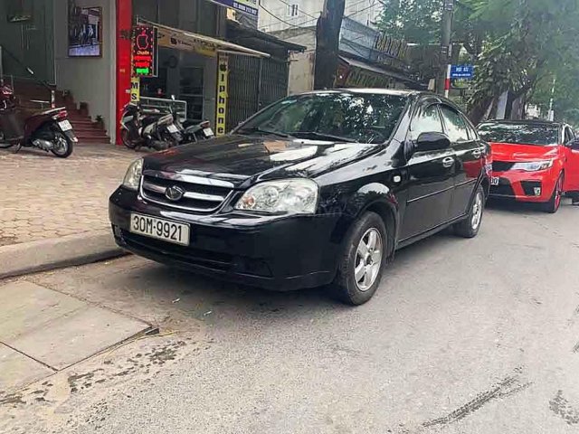 Bán lại xe Daewoo Lacetti năm sản xuất 2008, màu đen số sàn