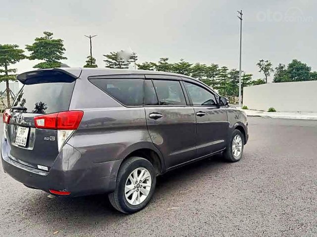 Bán ô tô Toyota Innova sản xuất 2018, màu xám số sàn, 630 triệu0