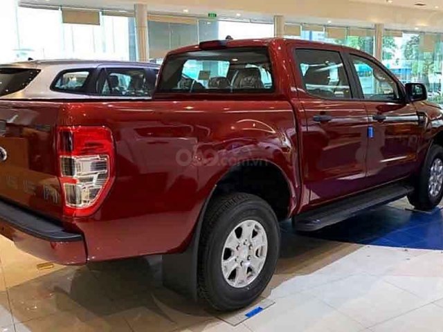 Bán Ford Ranger 2018, màu đỏ, xe nhập chính chủ0