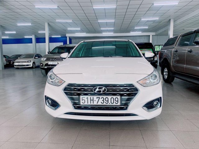 Cần bán gấp Hyundai Accent sản xuất năm 2020 còn mới, 545tr