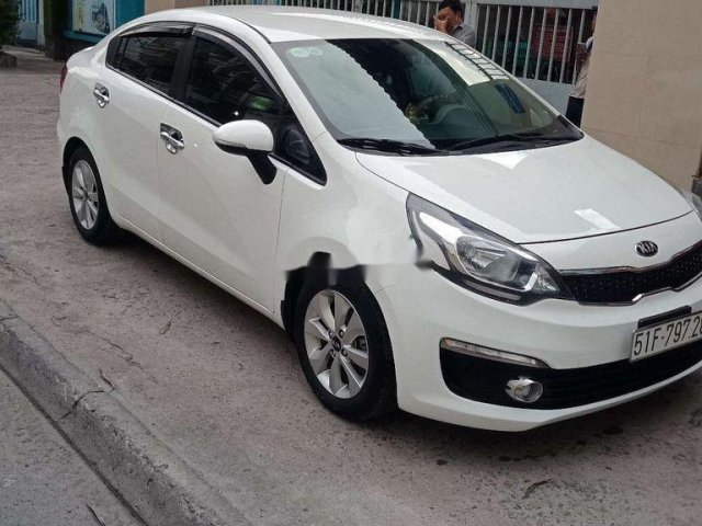 Bán Kia Rio 2016, màu trắng, nhập khẩu nguyên chiếc còn mới