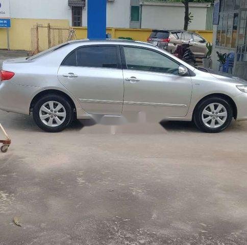 Cần bán xe Toyota Corolla Altis sản xuất năm 2009 còn mới, 368 triệu0