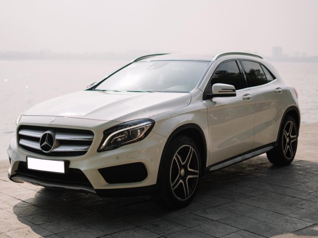 Cần bán Mercedes GLA 250 4MATIC sản xuất 2016 siêu mới0